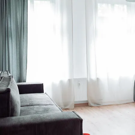 Geraeumige 2-zimmer-wohnung Mit Wlan & Waschmaschine Fuer 3personen Chemnitz